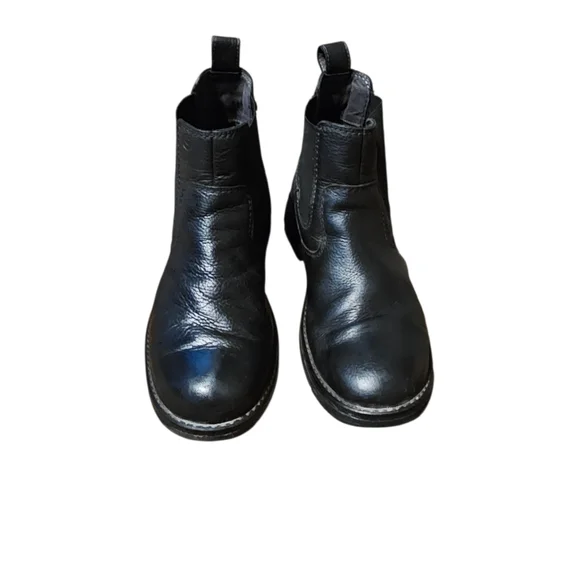 Clarks | Shoes | Clarks Mens Black Leather Pull On Ankle  display picture 1